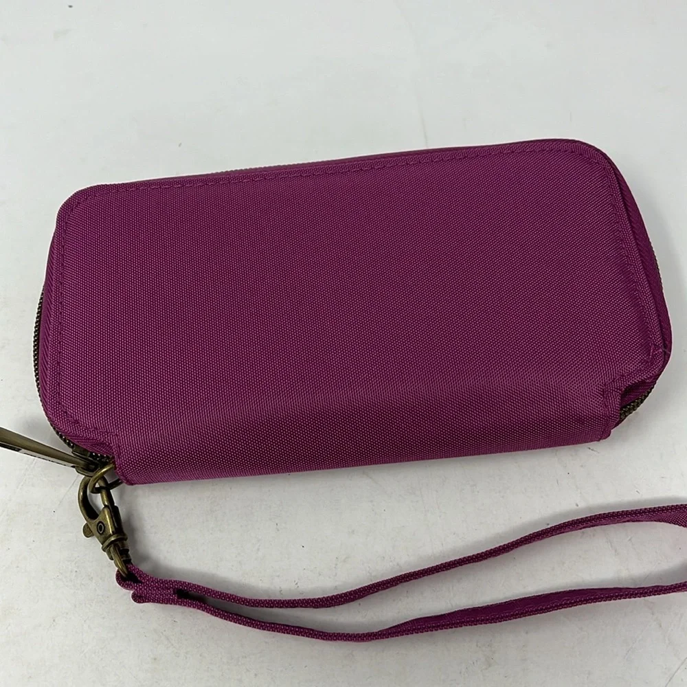 TRAVELON Wristlet RFID Signature Purple  Pleated Double Zip Clutch